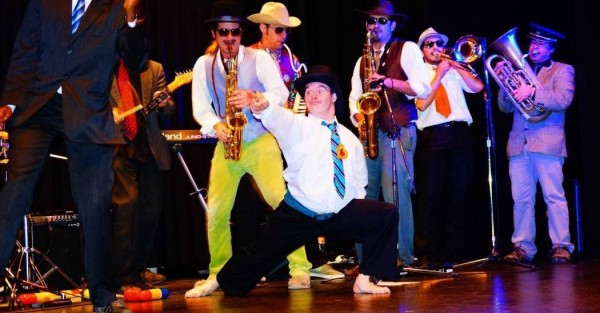 Pluriverso - ph. Carlos Braz