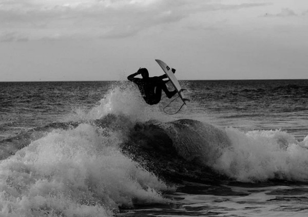 Surf, praia, Ericeira. - ph. Nuno Dinis