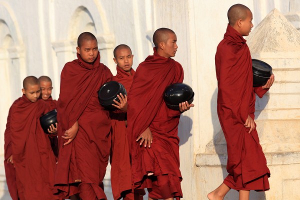 Monges budistas. - ph. Dietmar Temps