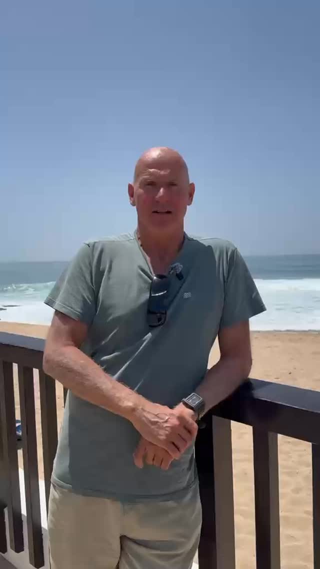 Já leram o artigo sobre o último projecto de José Maria Pyrrait?

https://www.ericeiramag.pt/ao-longo-da-costa-portuguesa-em-trinta-dias/

Começando no rio Minho e terminando no Guadiana, propõe-se atravessar a costa portuguesa numa prancha de Stand Up Paddle.

Nāo percam, em breve, a entrevista na AZUL - Ericeira Mag.

@pyrras 
@a_travessia_pyrrait 
@pyrraitsurfcoach